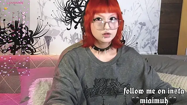 Snapshot of mia__yui chatting on 25, 9, 2025 mia yui online show from 25, 9, 2025