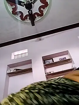 Snapshot of sexy_aaru chatting on 28, 11, 2025 sexy aaru online show from 28, 11, 2025