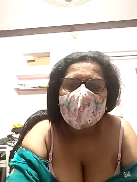 Snapshot of sexy_aaru chatting on 3, 5, 2026 sexy aaru online show from 3, 5, 2026