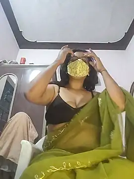 Snapshot of sexy_aaru chatting on 18, 6, 2026 sexy aaru online show from 18, 6, 2026