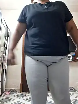 Snapshot of SIMIHOT chatting on 5, 1, 2026 SIMIHOT online show from 5, 1, 2026