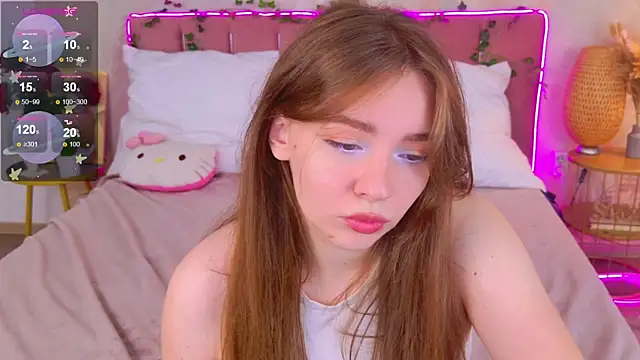 Snapshot of Moon__Bunny chatting on 20, 9, 2025 Moon Bunny online show from 20, 9, 2025