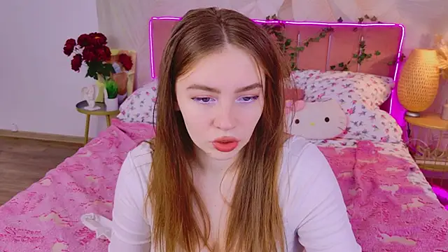 Snapshot of Moon__Bunny chatting on 3, 10, 2025 Moon Bunny online show from 3, 10, 2025