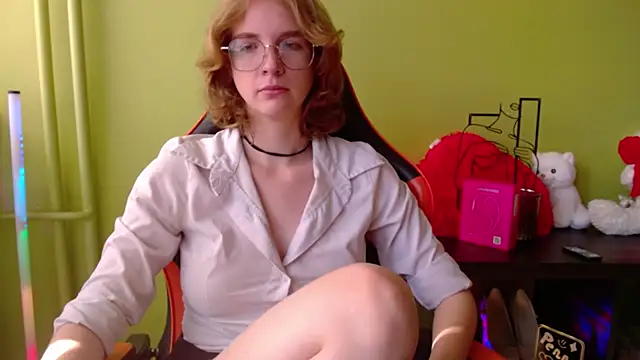 Snapshot of juicyPenny chatting on 20, 6, 2026 juicyPenny online show from 20, 6, 2026