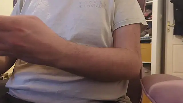 Snapshot of Jonpol74_ chatting on 5, 3, 2026 Jonpol74 online show from 5, 3, 2026