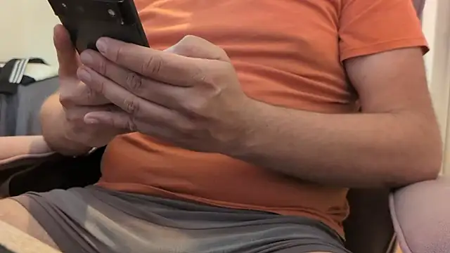 Snapshot of Jonpol74_ chatting on 27, 4, 2026 Jonpol74 online show from 27, 4, 2026