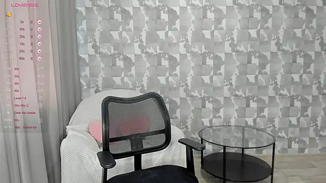 Kseni a online show from 8, 11, 2025