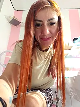 Snapshot of sandy_y chatting on 16, 9, 2025 sandy y online show from 16, 9, 2025