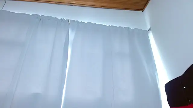 Charlothe Wright online show from 17, 10, 2025