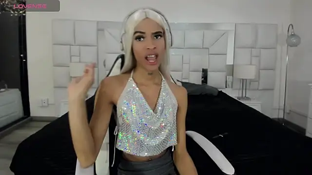 Snapshot of Dahlia_Moss chatting on 29, 11, 2025 Dahlia Moss online show from 29, 11, 2025