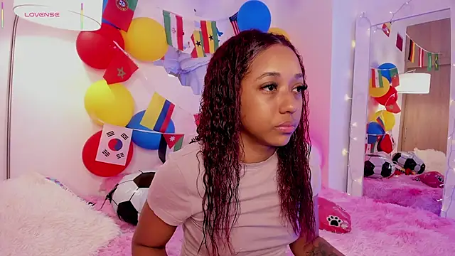 Snapshot of _Zahara_ chatting on 28, 6, 2026 Zahara online show from 28, 6, 2026