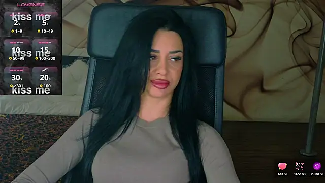 NaomiScarlet online show from 12, 11, 2025