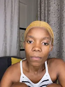 prettydollyy online show from 25, 3, 2026