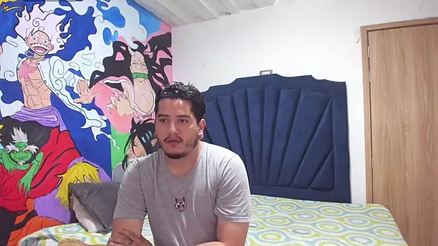 Snapshot of RoxyandAron2 chatting on 11, 2, 2026 RoxyandAron2 online show from 11, 2, 2026