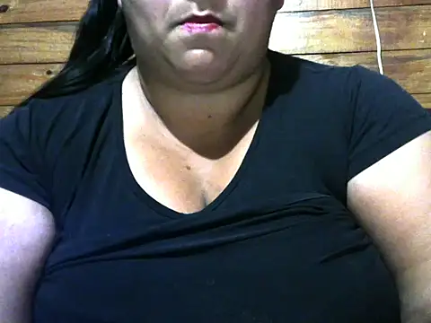 Snapshot of MARRENTINHA34 chatting on 4, 11, 2025 MARRENTINHA34 online show from 4, 11, 2025