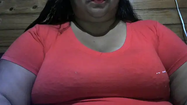 Snapshot of MARRENTINHA34 chatting on 7, 4, 2026 MARRENTINHA34 online show from 7, 4, 2026