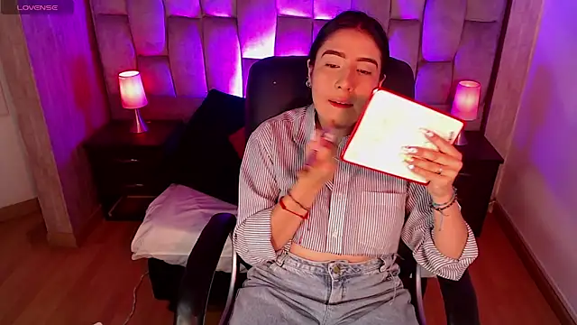 Snapshot of Bonnali_lune chatting on 1, 2, 2026 Bonnali lune online show from 1, 2, 2026