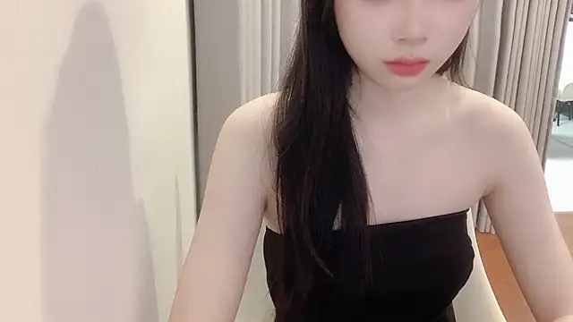 Azami Chan online show from 13, 9, 2025