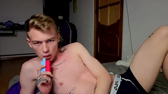 Snapshot of callmealexthx chatting on 13, 9, 2025 callmealexthx online show from 13, 9, 2025