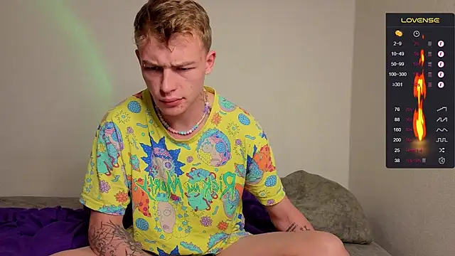 Snapshot of callmealexthx chatting on 19, 9, 2025 callmealexthx online show from 19, 9, 2025