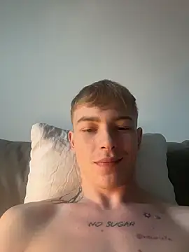 Snapshot of callmealexthx chatting on 11, 11, 2025 callmealexthx online show from 11, 11, 2025