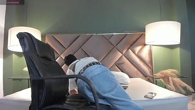 Snapshot of Aiden_Royce chatting on 11, 1, 2026 Aiden Royce online show from 11, 1, 2026