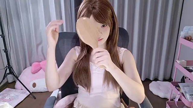 Snapshot of EnEn_xiaobao chatting on 20, 2, 2026 EnEn xiaobao online show from 20, 2, 2026