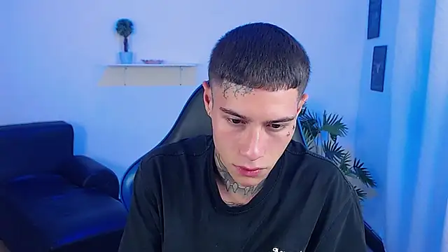 Snapshot of setthomas chatting on 4, 2, 2026 setthomas online show from 4, 2, 2026