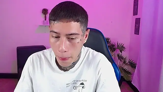 Snapshot of setthomas chatting on 17, 2, 2026 setthomas online show from 17, 2, 2026