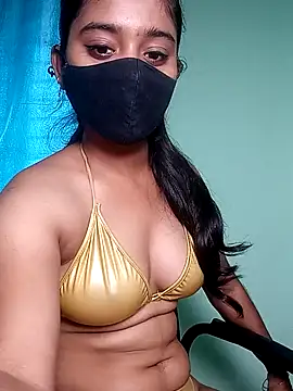 Snapshot of shrutee12 chatting on 28, 3, 2026 shrutee12 online show from 28, 3, 2026