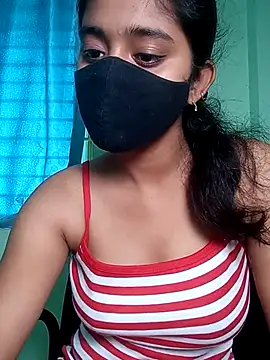 Snapshot of shrutee12 chatting on 30, 3, 2026 shrutee12 online show from 30, 3, 2026