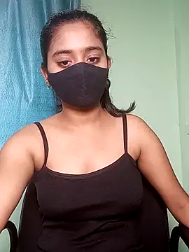 Snapshot of shrutee12 chatting on 20, 4, 2026 shrutee12 online show from 20, 4, 2026