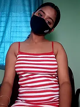 Snapshot of shrutee12 chatting on 2, 6, 2026 shrutee12 online show from 2, 6, 2026