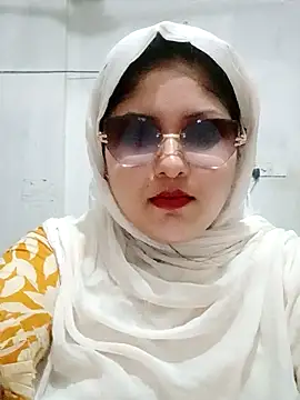 Snapshot of Nusrat-N chatting on 14, 6, 2026 Nusrat-N online show from 14, 6, 2026
