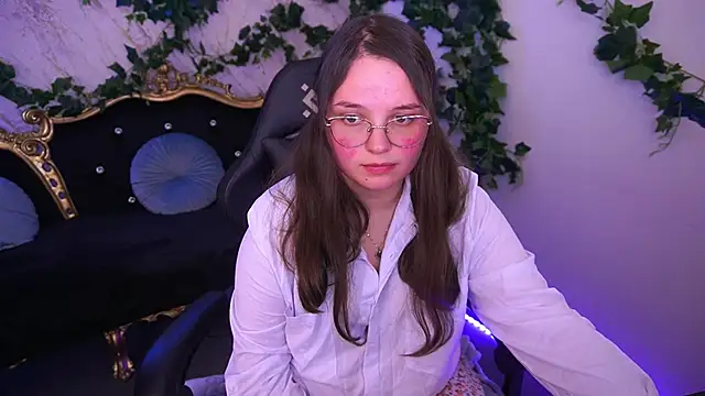 SophieDreamss online show from 19, 11, 2025