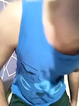 Snapshot of mehulsomm7 chatting on 8, 11, 2025 mehulsomm7 online show from 8, 11, 2025