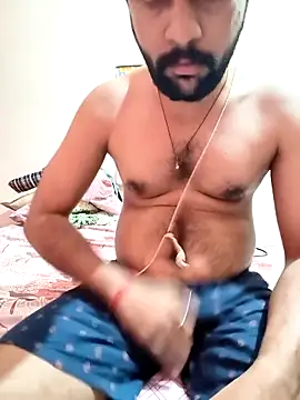 Snapshot of mehulsomm7 chatting on 15, 4, 2026 mehulsomm7 online show from 15, 4, 2026