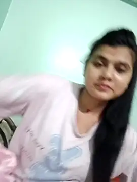 Snapshot of Kavya-Tiwari chatting on 29, 5, 2026 Kavya-Tiwari online show from 29, 5, 2026