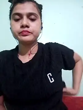 Snapshot of Kavya-Tiwari chatting on 7, 6, 2026 Kavya-Tiwari online show from 7, 6, 2026