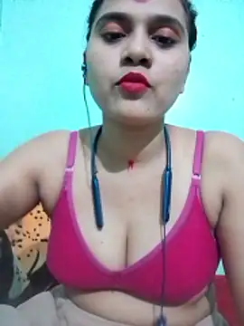 Snapshot of Kavya-Tiwari chatting on 12, 6, 2026 Kavya-Tiwari online show from 12, 6, 2026