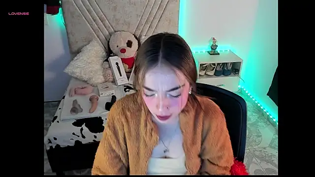 Snapshot of Mia_Victoria22 chatting on 14, 4, 2026 Mia Victoria22 online show from 14, 4, 2026