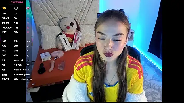 Mia Victoria22 online show from 21, 7, 2026