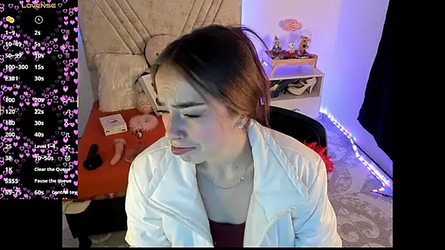 Mia Victoria22 online show from 4, 8, 2026