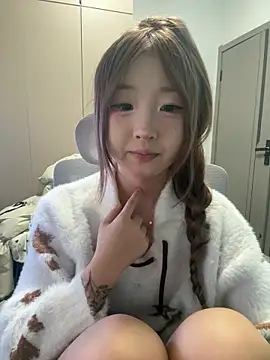 Snapshot of lelebaybay888 chatting on 2, 2, 2026 lelebaybay888 online show from 2, 2, 2026