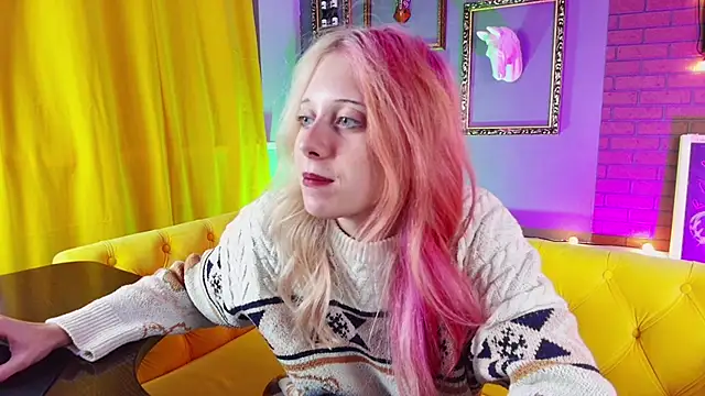 Snapshot of SakuraBliss chatting on 17, 10, 2025 SakuraBliss online show from 17, 10, 2025