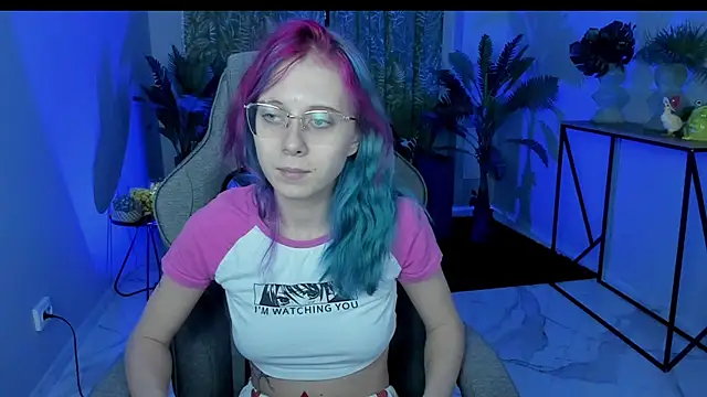 Snapshot of SakuraBliss chatting on 11, 11, 2025 SakuraBliss online show from 11, 11, 2025