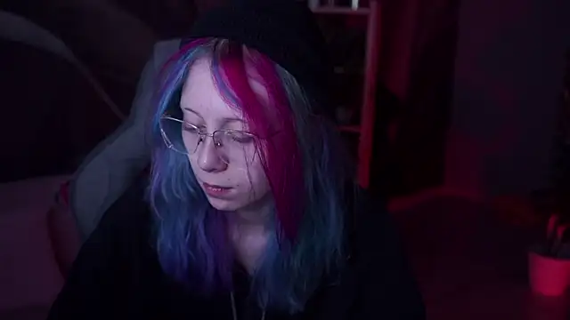 Snapshot of SakuraBliss chatting on 14, 11, 2025 SakuraBliss online show from 14, 11, 2025