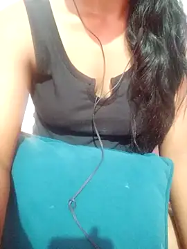 Snapshot of trending_tamizhachii chatting on 21, 9, 2025 trending tamizhachii online show from 21, 9, 2025