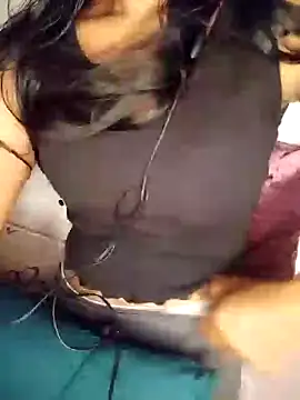 Snapshot of trending_tamizhachii chatting on 2, 10, 2025 trending tamizhachii online show from 2, 10, 2025