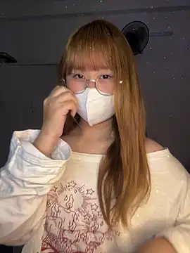 Snapshot of Meowyeuk6 chatting on 6, 3, 2026 Meowyeuk6 online show from 6, 3, 2026